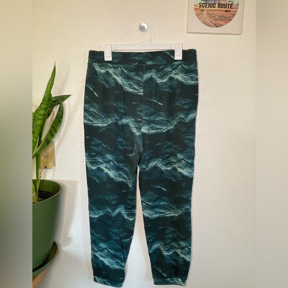 SweatPants - Picture 9 of 10